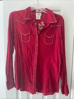 Ariat Women’s Crimson Western Snap-Front Shirt